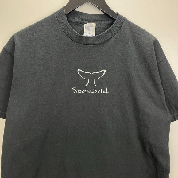 SeaWorld Whale Tail Y2K Black T-Shirt Medium Tee - Picture 10 of 14